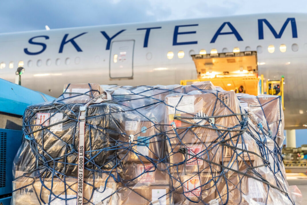 SkyTeam Cargo introduces latest version of reusable carton pallet at air cargo China